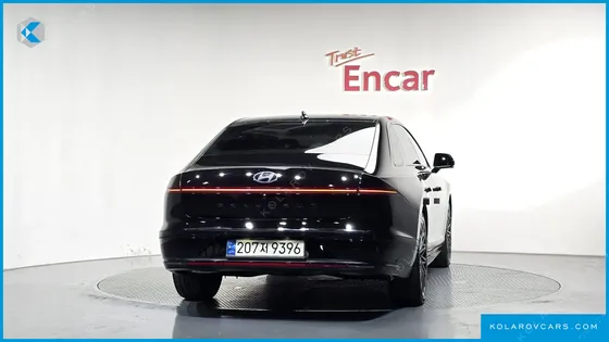 HYUNDAI GRANDEUR CALLIGRAPHY