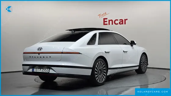 HYUNDAI GRANDEUR CALLIGRAPHY