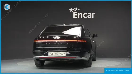 HYUNDAI GRANDEUR PREMIUM