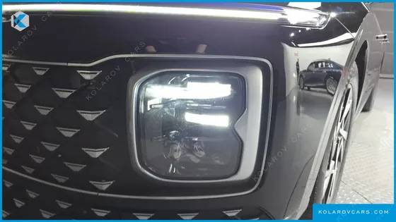 HYUNDAI GRANDEUR PREMIUM