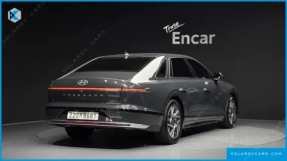 HYUNDAI GRANDEUR PREMIUM