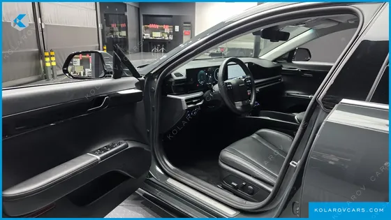 HYUNDAI GRANDEUR PREMIUM