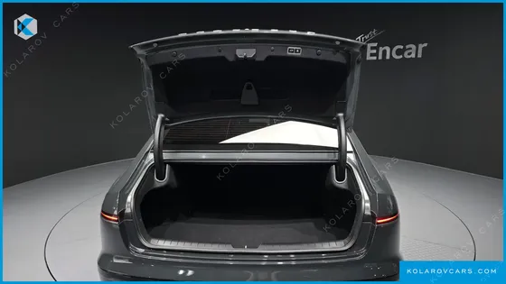 HYUNDAI GRANDEUR PREMIUM