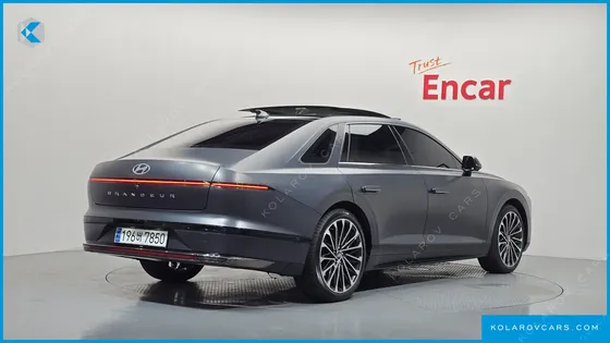 HYUNDAI GRANDEUR CALLIGRAPHY