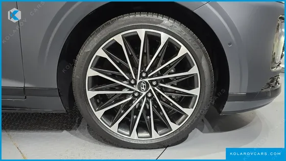 HYUNDAI GRANDEUR CALLIGRAPHY