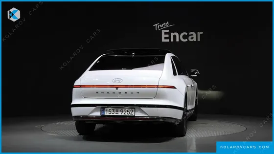 HYUNDAI GRANDEUR CALLIGRAPHY