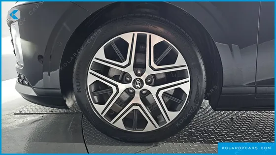 HYUNDAI GRANDEUR EXCLUSIVE