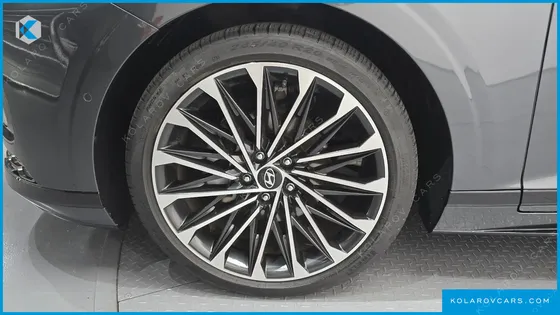 HYUNDAI GRANDEUR CALLIGRAPHY