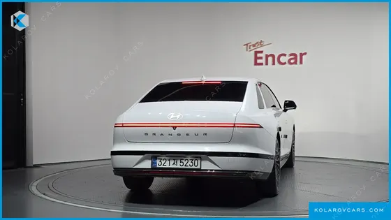 HYUNDAI GRANDEUR CALLIGRAPHY