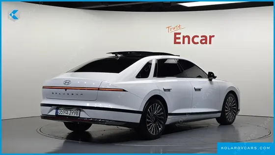 HYUNDAI GRANDEUR CALLIGRAPHY
