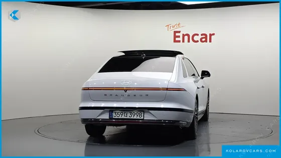 HYUNDAI GRANDEUR CALLIGRAPHY