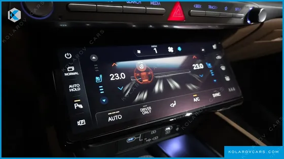 HYUNDAI GRANDEUR PREMIUM
