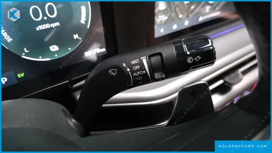 HYUNDAI GRANDEUR PREMIUM
