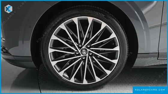 HYUNDAI GRANDEUR CALLIGRAPHY