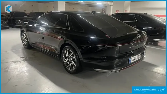 HYUNDAI GRANDEUR PREMIUM