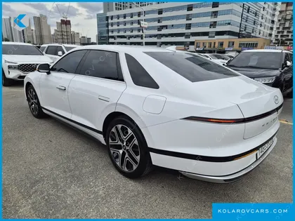 HYUNDAI GRANDEUR PREMIUM