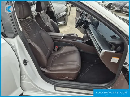 HYUNDAI GRANDEUR PREMIUM