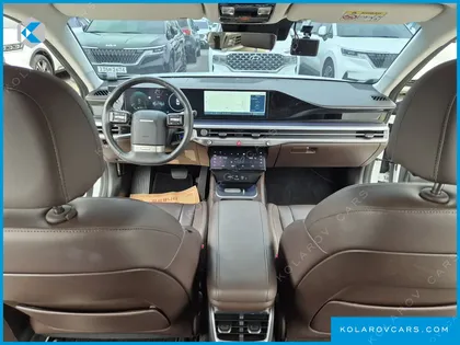 HYUNDAI GRANDEUR PREMIUM