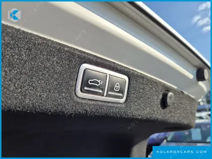 HYUNDAI GRANDEUR PREMIUM