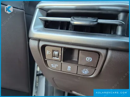 HYUNDAI GRANDEUR PREMIUM
