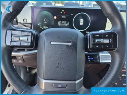 HYUNDAI GRANDEUR PREMIUM
