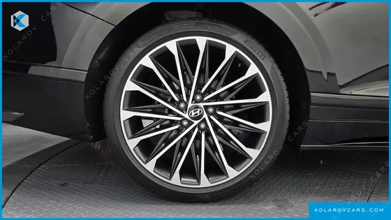 HYUNDAI GRANDEUR CALLIGRAPHY