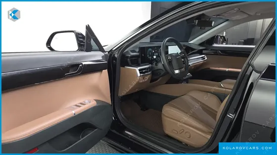 HYUNDAI GRANDEUR PREMIUM