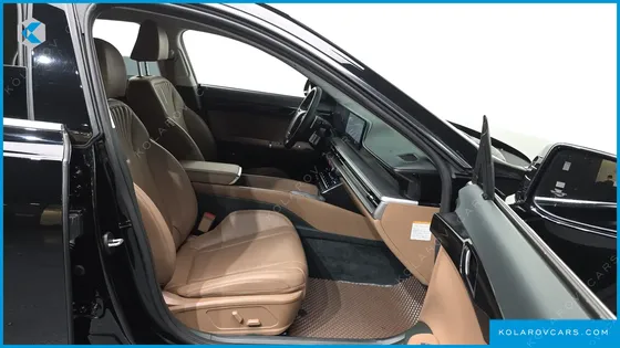 HYUNDAI GRANDEUR PREMIUM