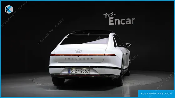 HYUNDAI GRANDEUR CALLIGRAPHY