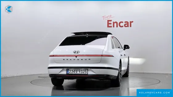 HYUNDAI GRANDEUR CALLIGRAPHY