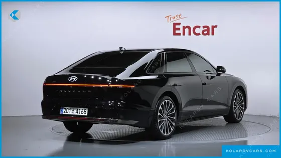 HYUNDAI GRANDEUR CALLIGRAPHY