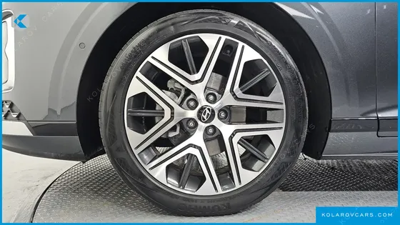 HYUNDAI GRANDEUR EXCLUSIVE