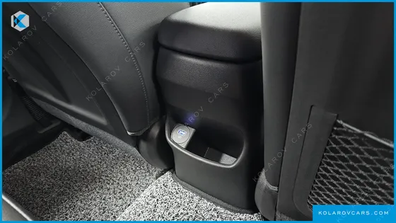HYUNDAI KONA GASOLINE 2.0 2WD