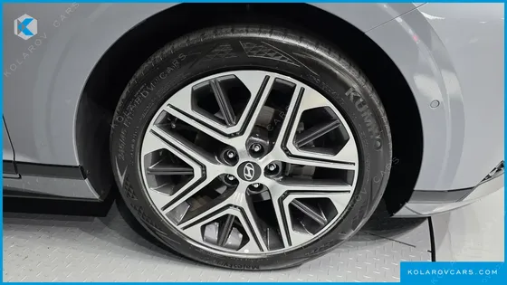 HYUNDAI GRANDEUR EXCLUSIVE