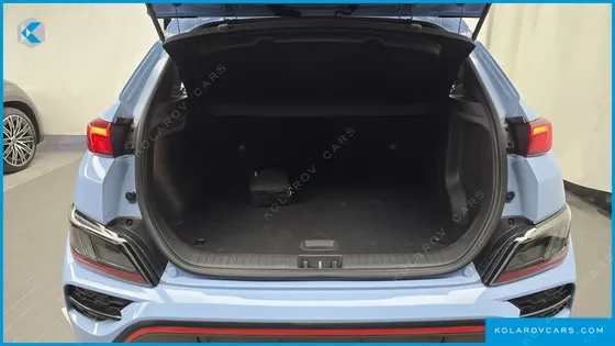 HYUNDAI KONA GASOLINE 2.0 2WD