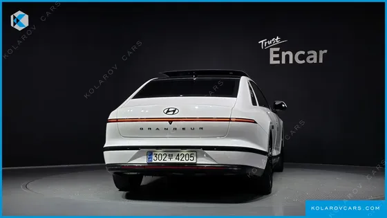 HYUNDAI GRANDEUR CALLIGRAPHY