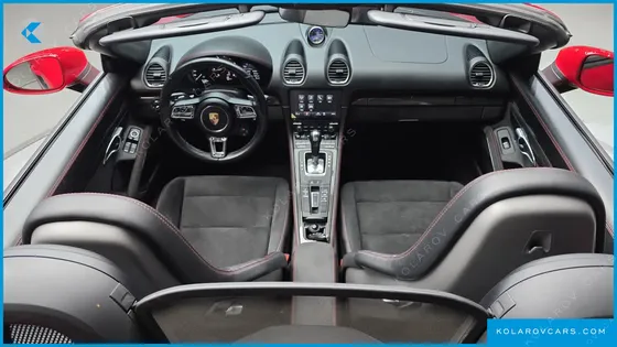 PORSCHE 718 2.5 GTS