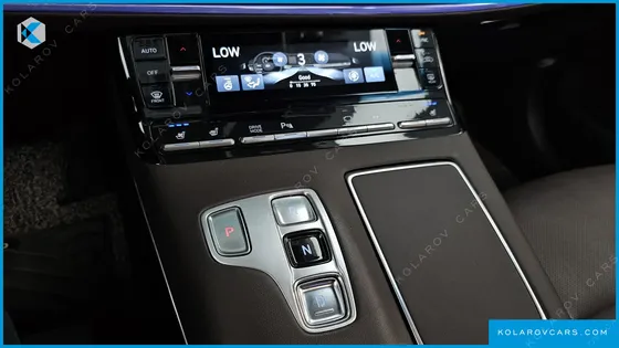 HYUNDAI GRANDEUR 3.0 LPI RENT CAR