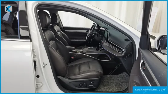 HYUNDAI GRANDEUR 3.0 LPI RENT CAR