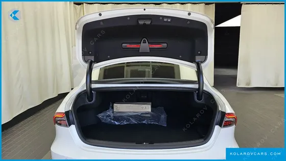 HYUNDAI GRANDEUR 3.0 LPI RENT CAR
