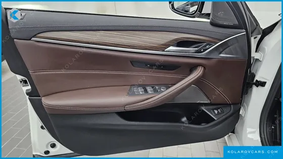 BMW 5 SERIES 530I XDRIVE LUXURY