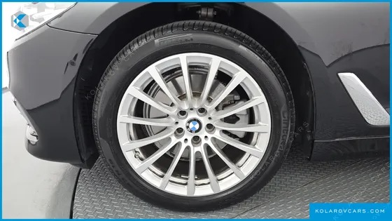 BMW 5 SERIES 520I LUXURY
