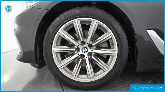 BMW 5 SERIES 520I LUXURY