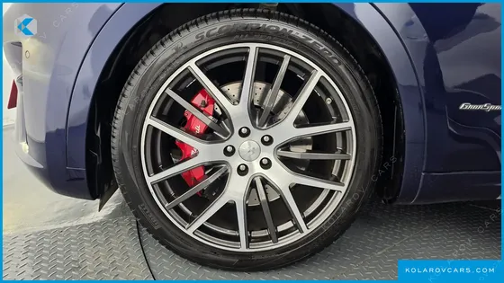 MASERATI LEVANTE 3.0 AWD GRANSPORT