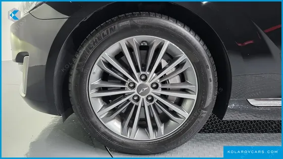 GENESIS EQ900 3.8 GDI AWD