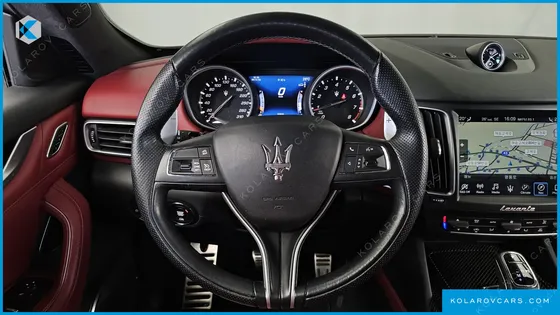 MASERATI LEVANTE 3.0 AWD