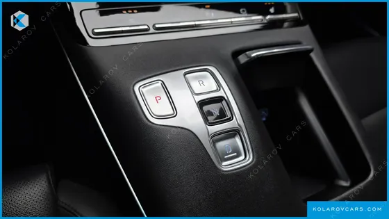 HYUNDAI GRANDEUR 3.0 LPI RENT CAR