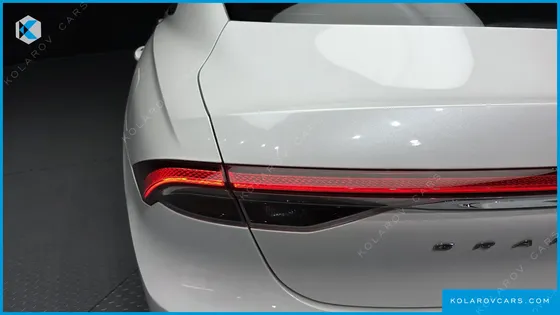 HYUNDAI GRANDEUR 3.0 LPI RENT CAR