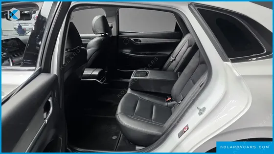 HYUNDAI GRANDEUR 3.0 LPI RENT CAR