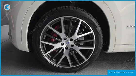 MASERATI LEVANTE 3.0 AWD GRANSPORT